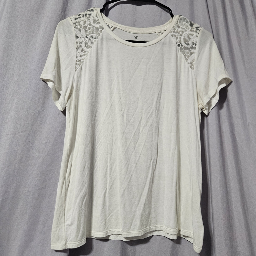 American Eagle Soft & Sexy Y2K Lace Accent Tee White Short Sleeve Medium